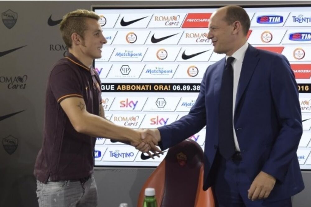 Lukas Dinje, Foto: Twitter.com