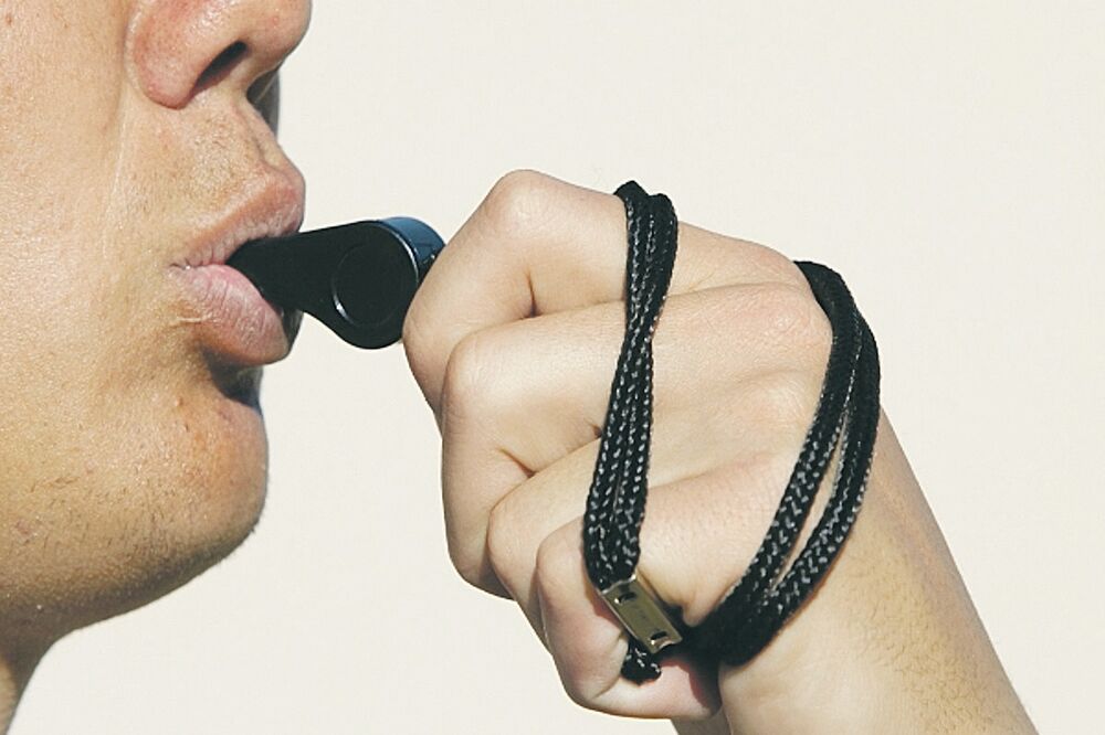 zviždač, Foto: Aurora.hr