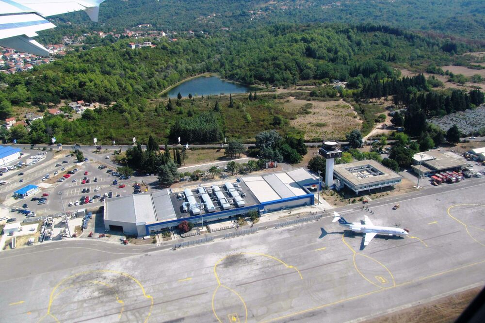 Tivat aerodrom, Foto: Siniša Luković