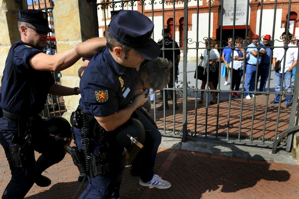 Španska policija, Foto: Reuters