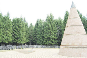 Obnovili spomenik na Jasikovcu