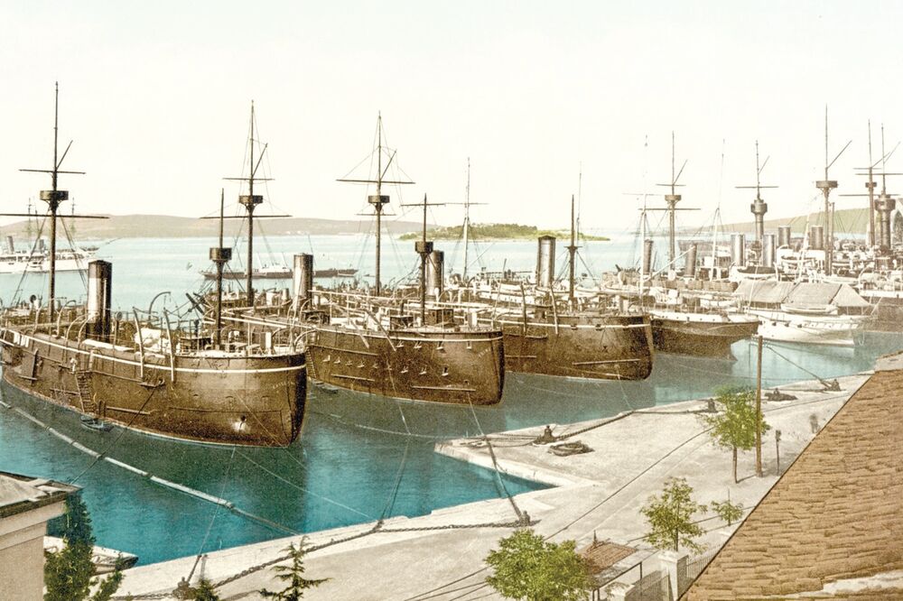 Pula krajem XX vijeka (novina)