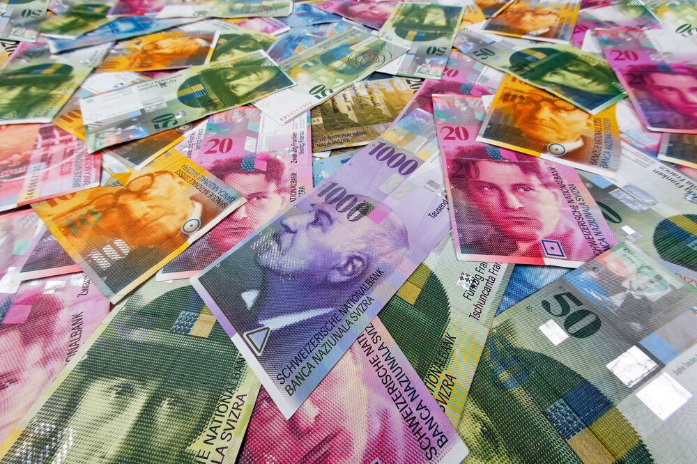 Švajcarski franci, Foto: Shutterstock