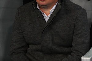 Slucki se oslonio na "staru gardu"