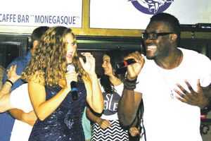 Pjevačica Si Cole promovisala spot u Baru