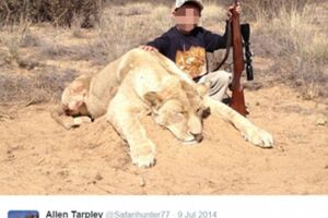 Užasne fotografije: I djeca love lavove po Africi