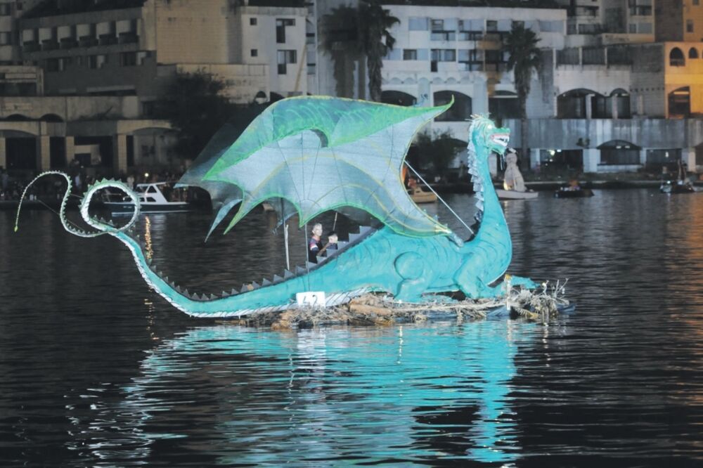 Bokeljska noć, barka Kotorska beštija, Foto: Luka Zeković