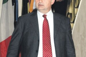 Milić pisao Krivokapiću: Hoćete li glasati za nepovjerenje Vladi?