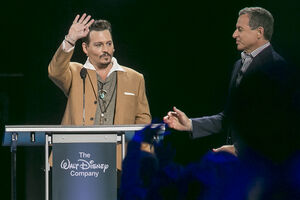 Džoni Dep postao Diznijeva legenda