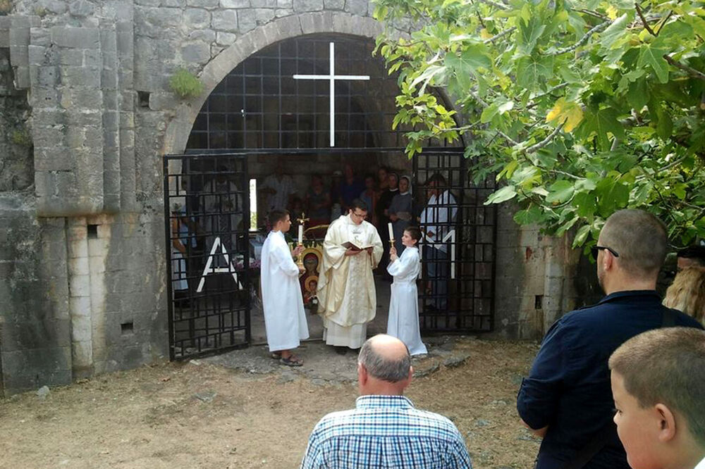 Ratac, Foto: Don Dejan Turza