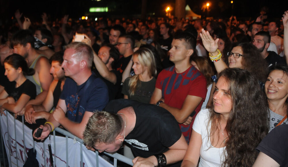 Lake fest Guano Apes