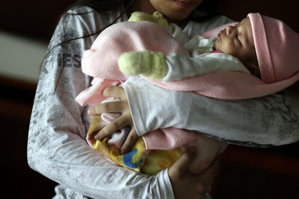maloljetna trudnica, Foto: AP