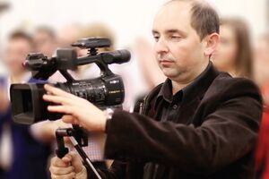 Ranjeni fotograf čeka operaciju: Metak se rasprsnuo na djeliće