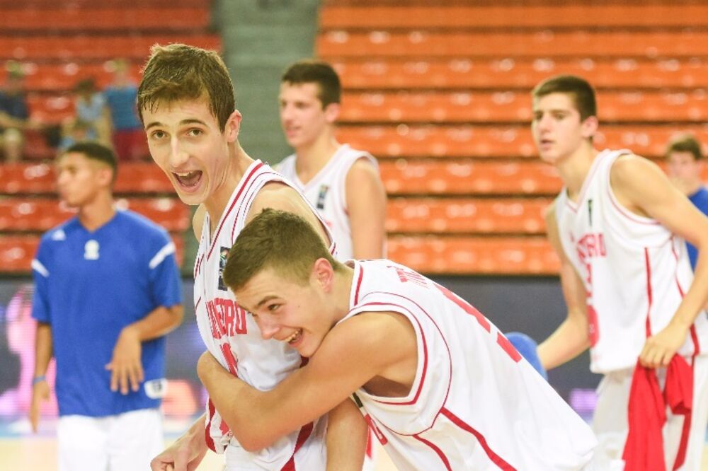 Andrija Slavković i Pavle Titić, Foto: FIBAEUROPE