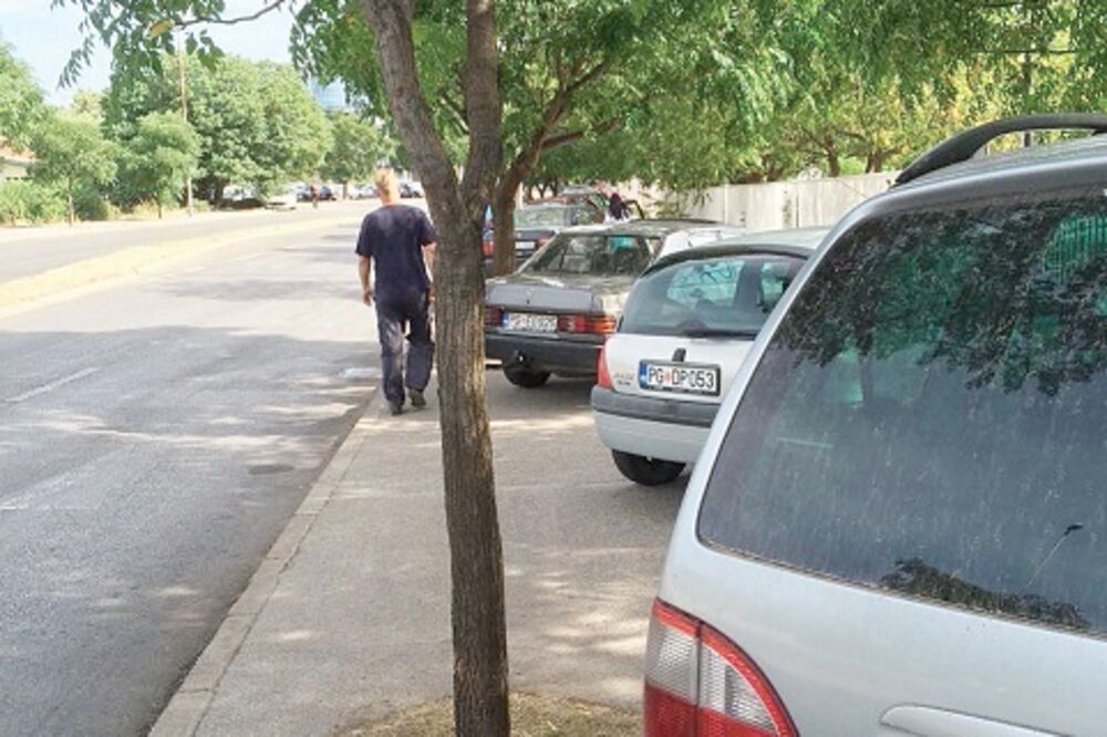 auta, Klinički, Foto: Čitalac reporter