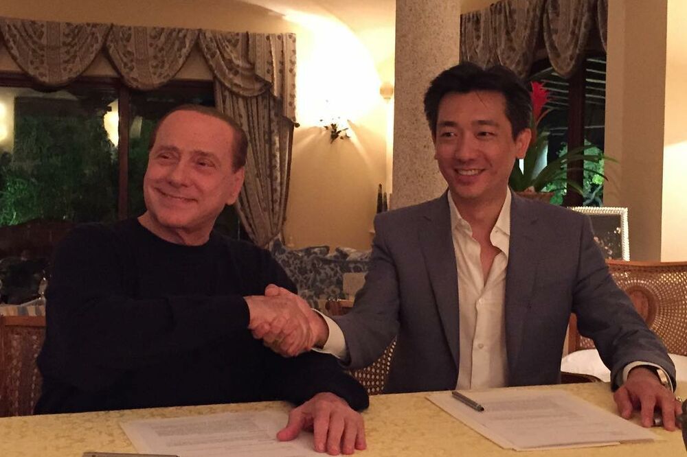 Bi Taečaubol i Silvio Berluskoni, Foto: Instagram