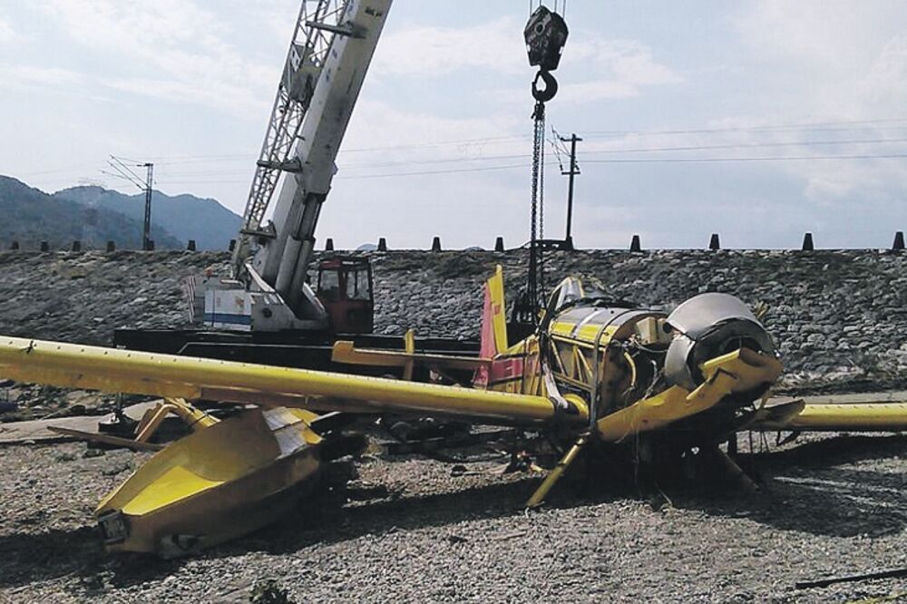 Air tractor, Foto: Savo Prelević