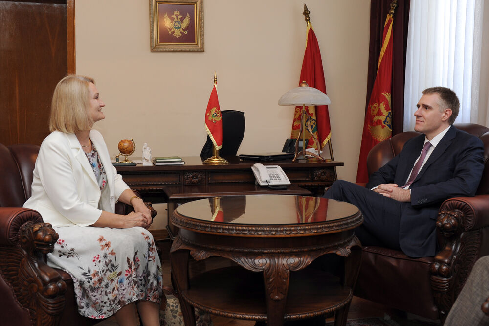 Irena Tatažinjska, Foto: MVPEI