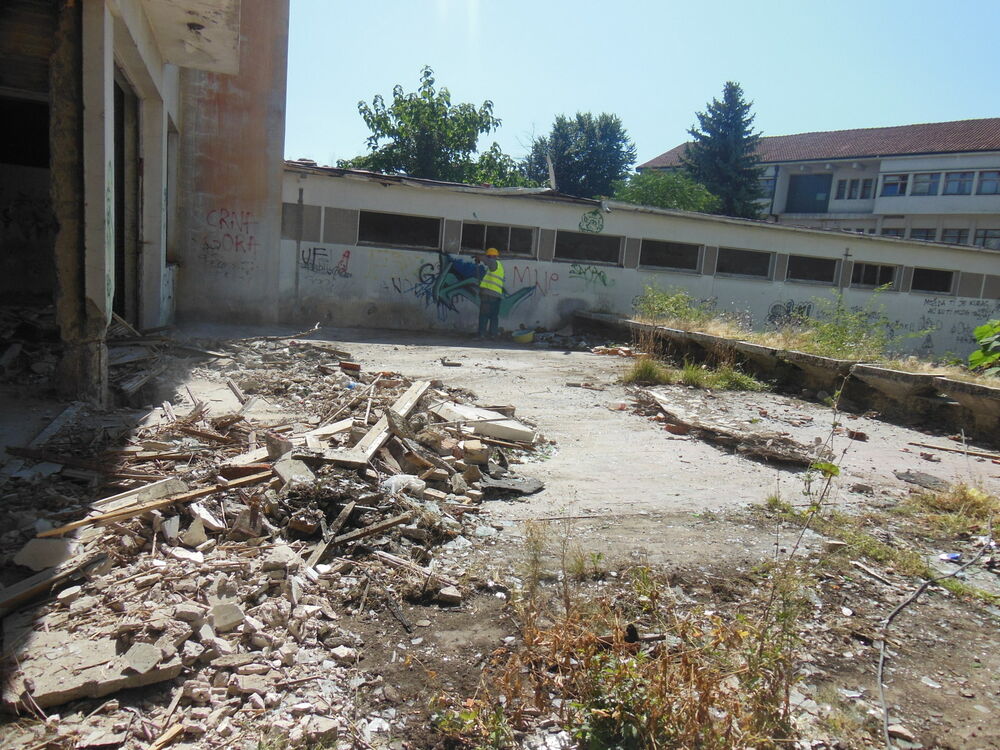 Sanja Vlahović, Tehnoplois