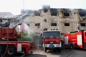 U požaru u fabrici namještaja u Egiptu poginulo 25 ljudi