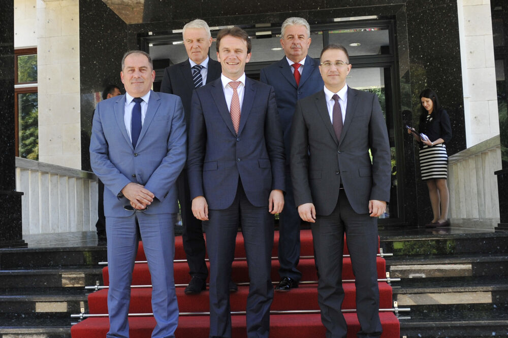 Dragan Mekić, Nebojša Stefanović, Raško Konjević, Foto: Vlada Crne Gore