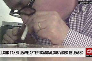 Suel napustio Dom lordova