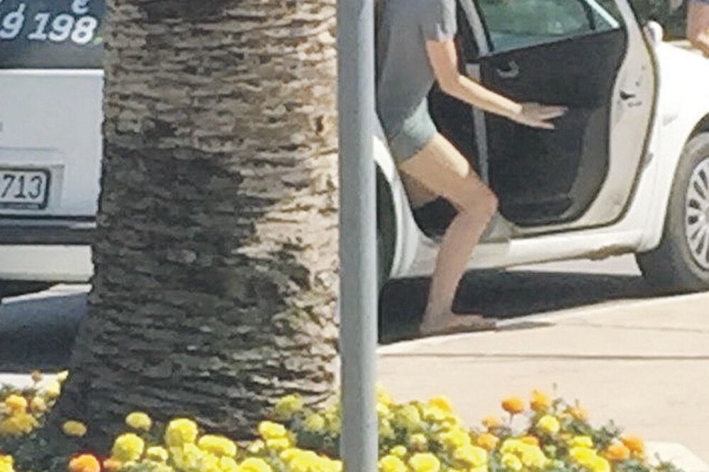 Nelegalni taksi, Budva, Foto: Udruženje taksista