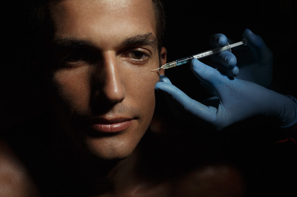 Plastični hirurg, ubrizgavanje botoksa, Foto: Shutterstock
