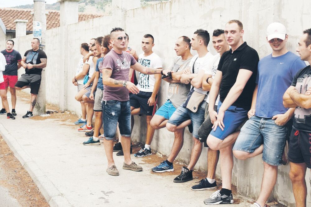 Aleksandar Bokan, prijatelji, Foto: Luka Zeković