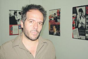 Promocija romana Sotakisa: Moji junaci se bore za sreću