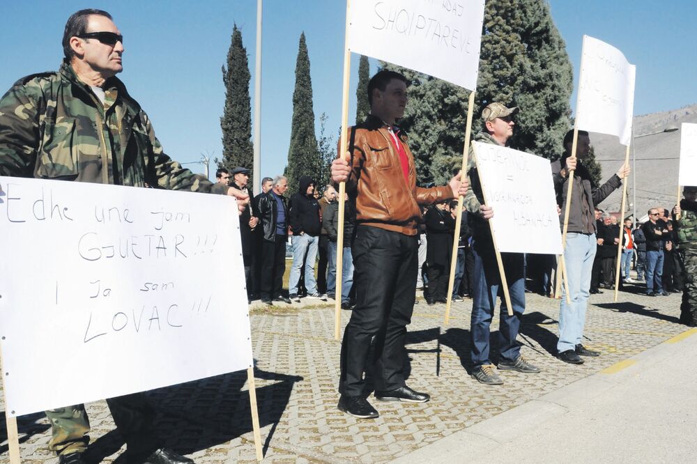 Lovci, Malesija, Foto: Luka Zeković