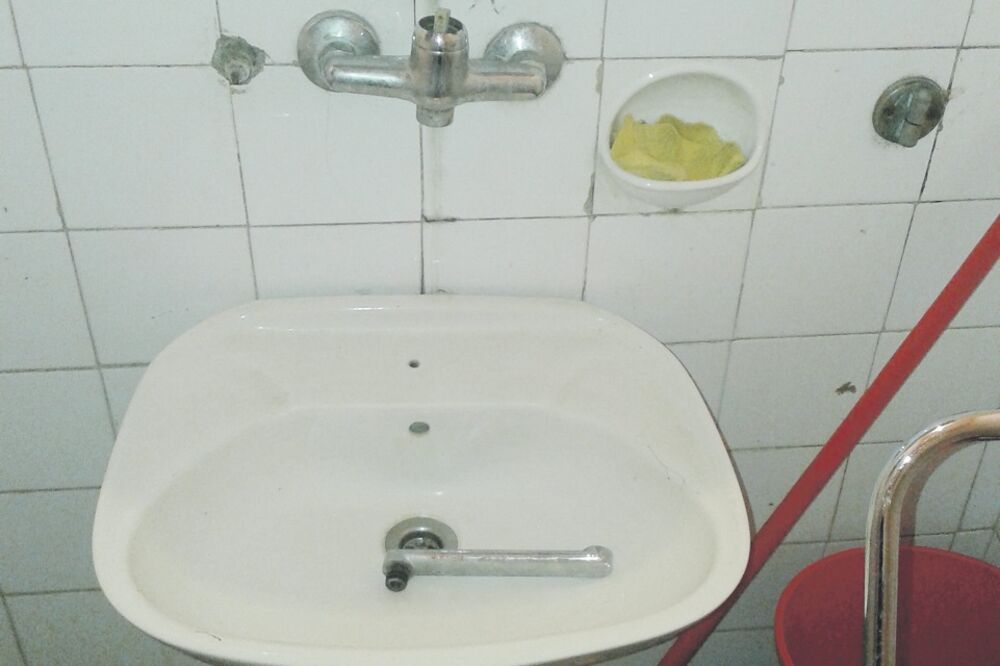 lavabo, KCCG, Foto: Željka Vučinić