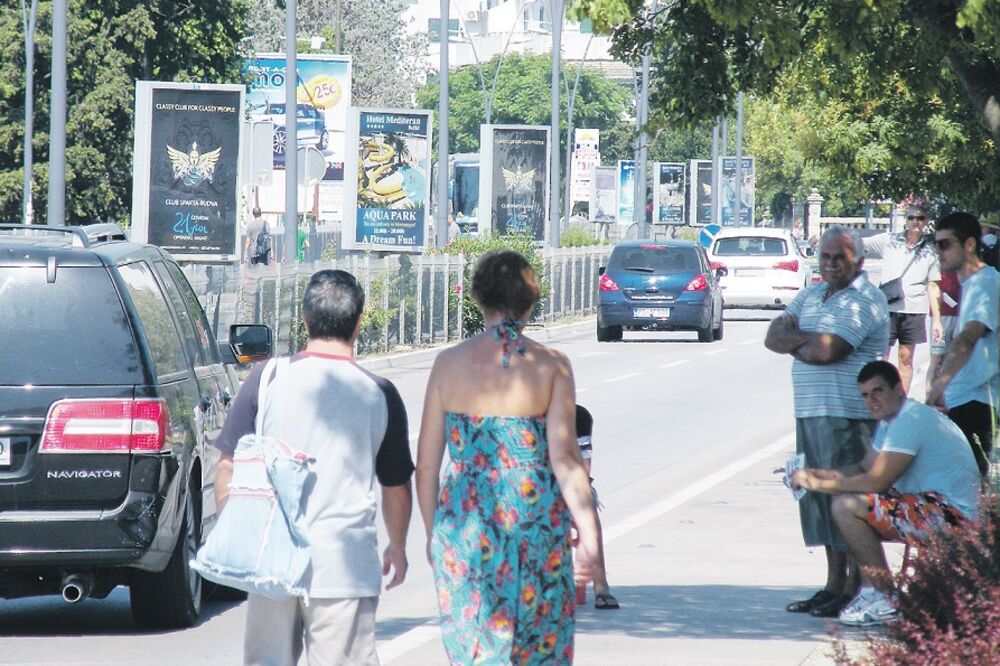 Budva, sezona, turisti, Foto: Vuk Lajović