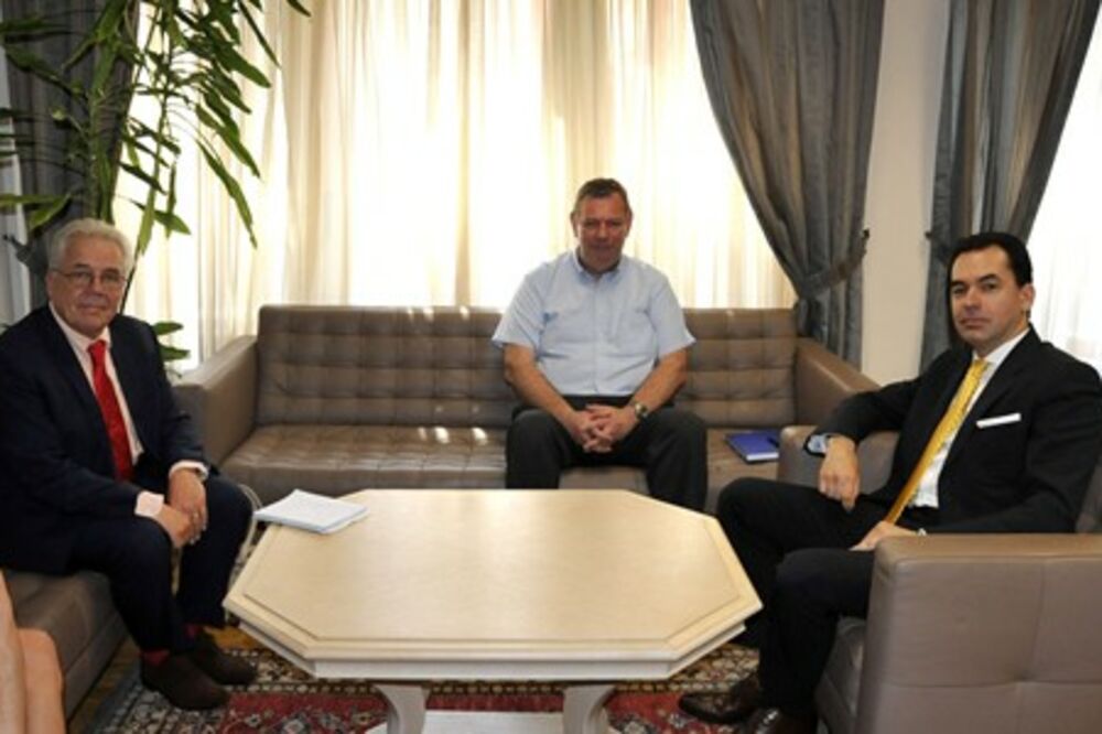 Zoran Pažin, Šon Meken, Foto: Gov.me