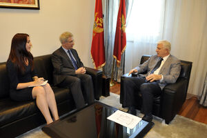 Stokvis: Holandija će nastaviti da podržava Crnu Goru ka EU i...