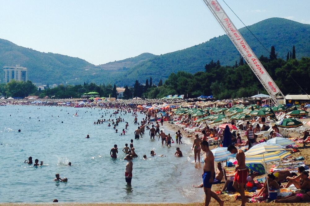 Budva turisti, Foto: Vuk Lajović