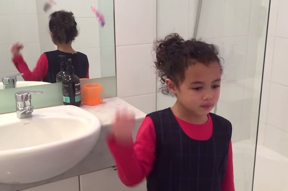 Rajli Dešvud, Foto: Screenshot (YouTube)