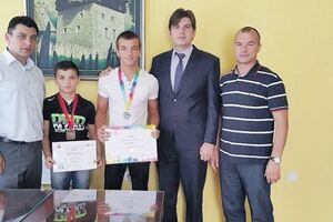 Ejup Nurković nagradio  novčano  svoje rođake džudiste
