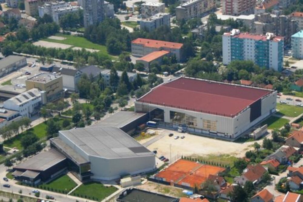 Bazen u Nikšiću, Foto: VPSCG