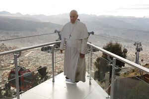 Papa počeo latinoameričku turneju