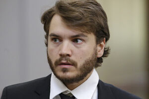 Glumac davio direktoricu Paramount Picturesa