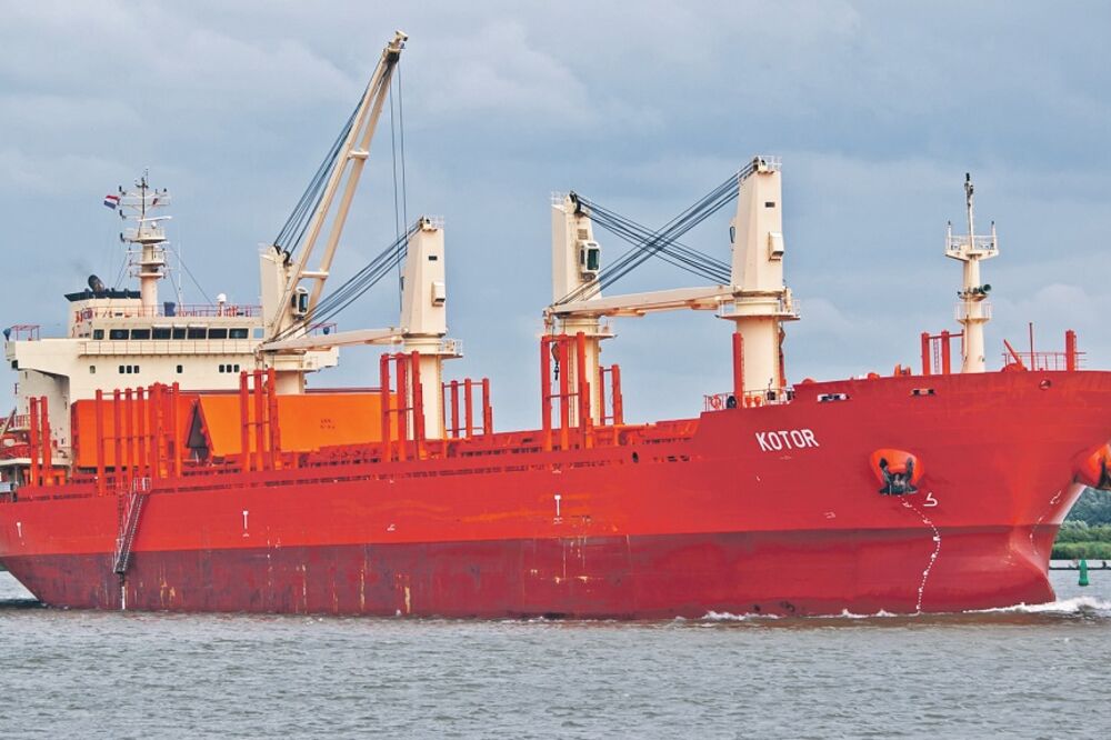 brod, Foto: Shipspotting.com