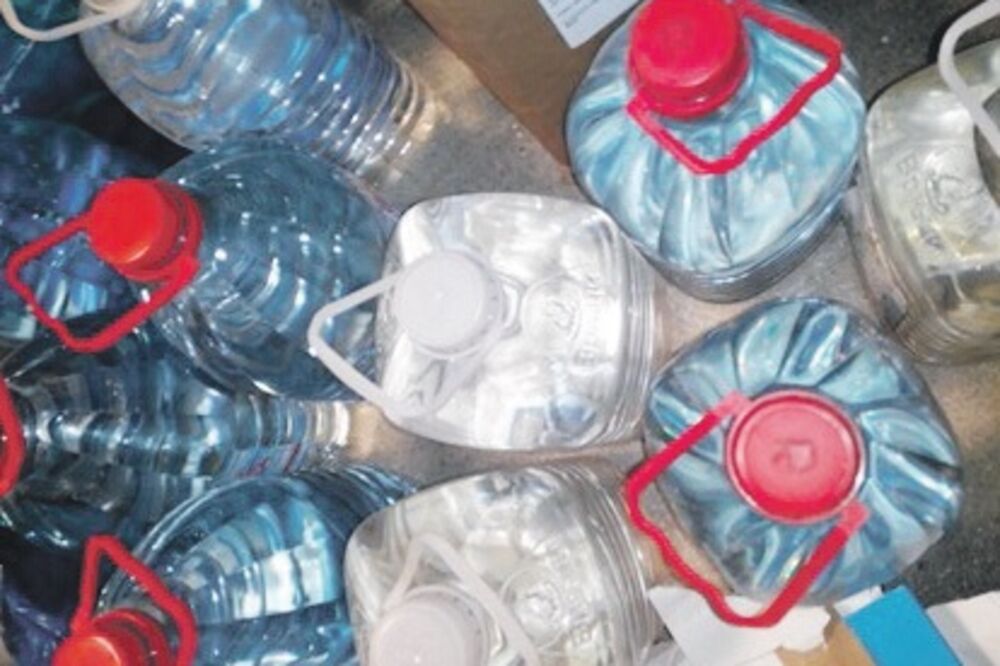 šverc rakija, Foto: Uprava carina