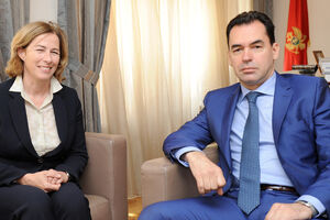 Mek Kluni vjeruje u nastavak uspješne saradnje sa crnogorskim...