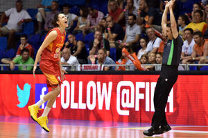 Španija lagano do bronze