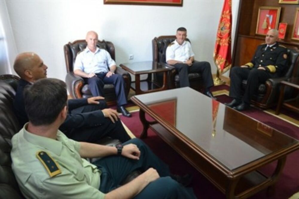 Veljko Mališić, Nenad Pavlović, Dragan Samardžić, Foto: Ministarstvo odbrane Crne Gore