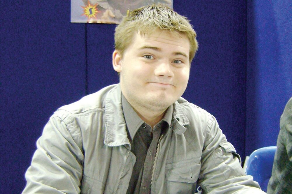 Džejk Lojd (Novina)