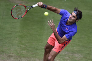 Federer stigao do osmog trofeja u Haleu