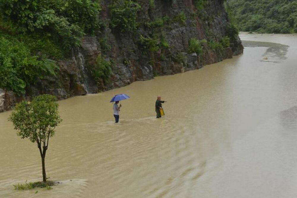 Kina, oluja poplava, Foto: Beta-AP