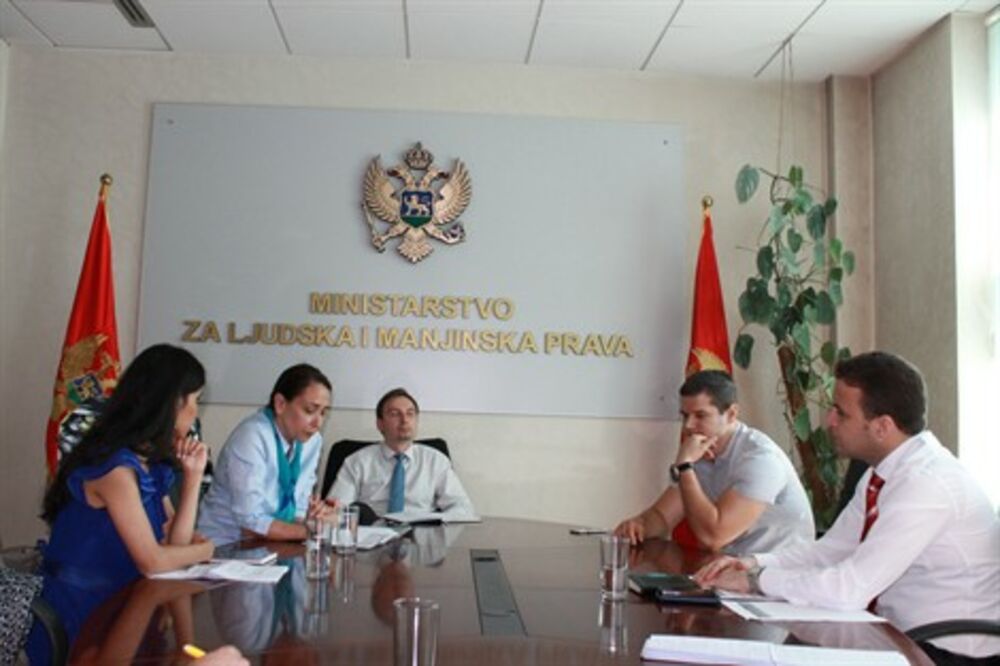 Romi, Leon Đokaj, Nataša Kočić Rakočević, Foto: Gov.me